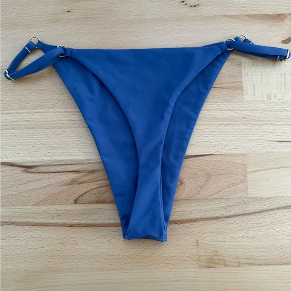 Sundaze - Top and Bottom Bikini - Picture 10 of 11